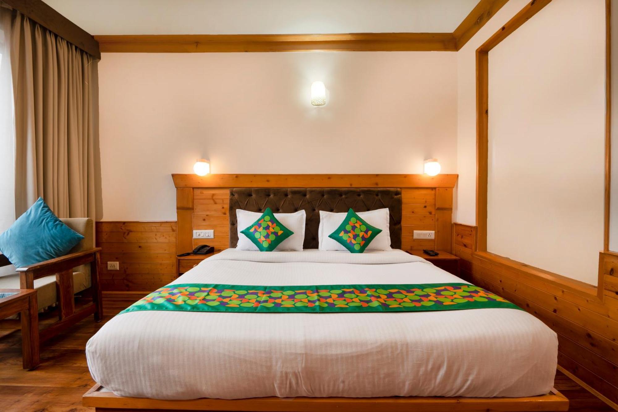 Treebo Premium Sattva With Mountain View Manāli Exterior foto