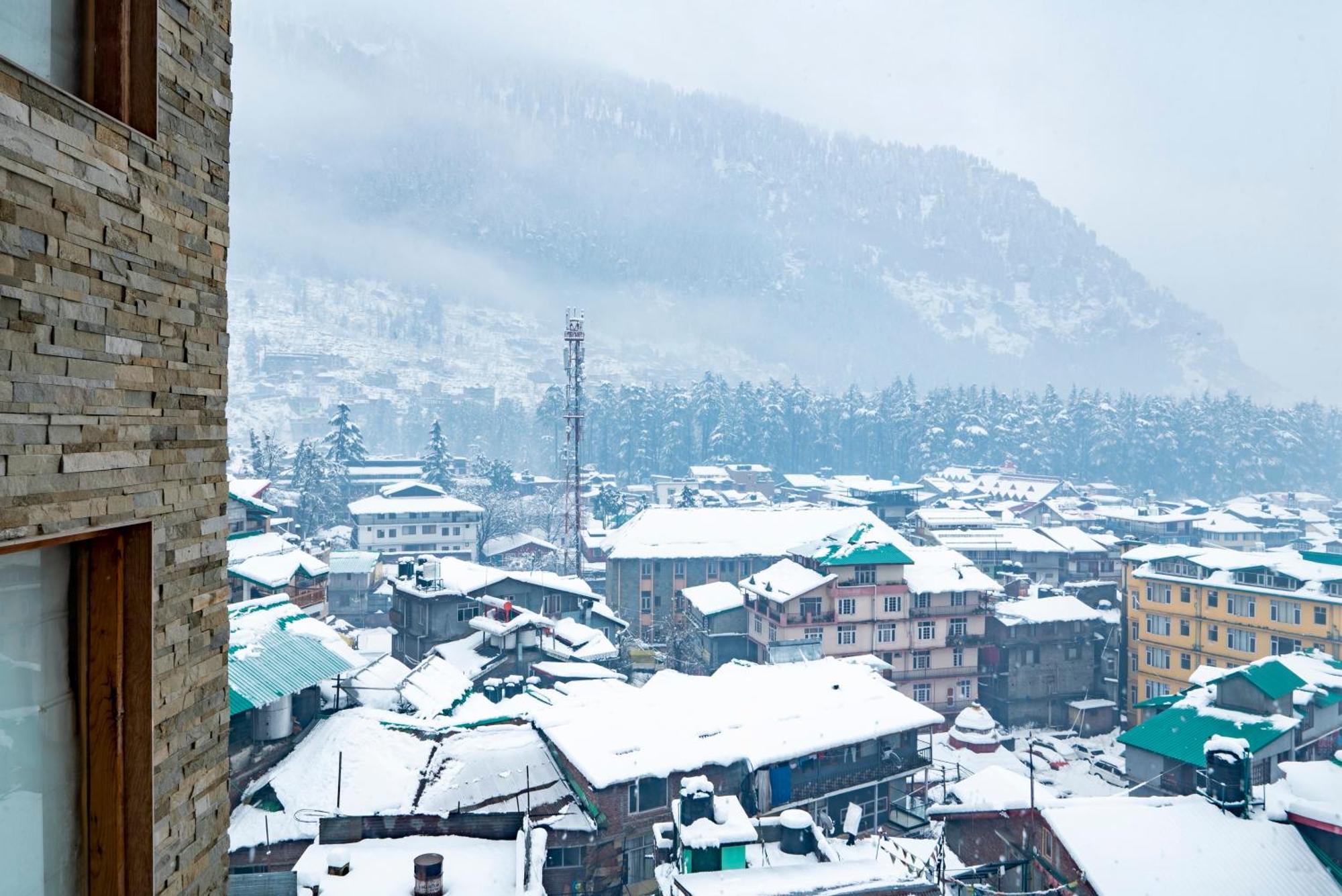 Treebo Premium Sattva With Mountain View Manāli Exterior foto