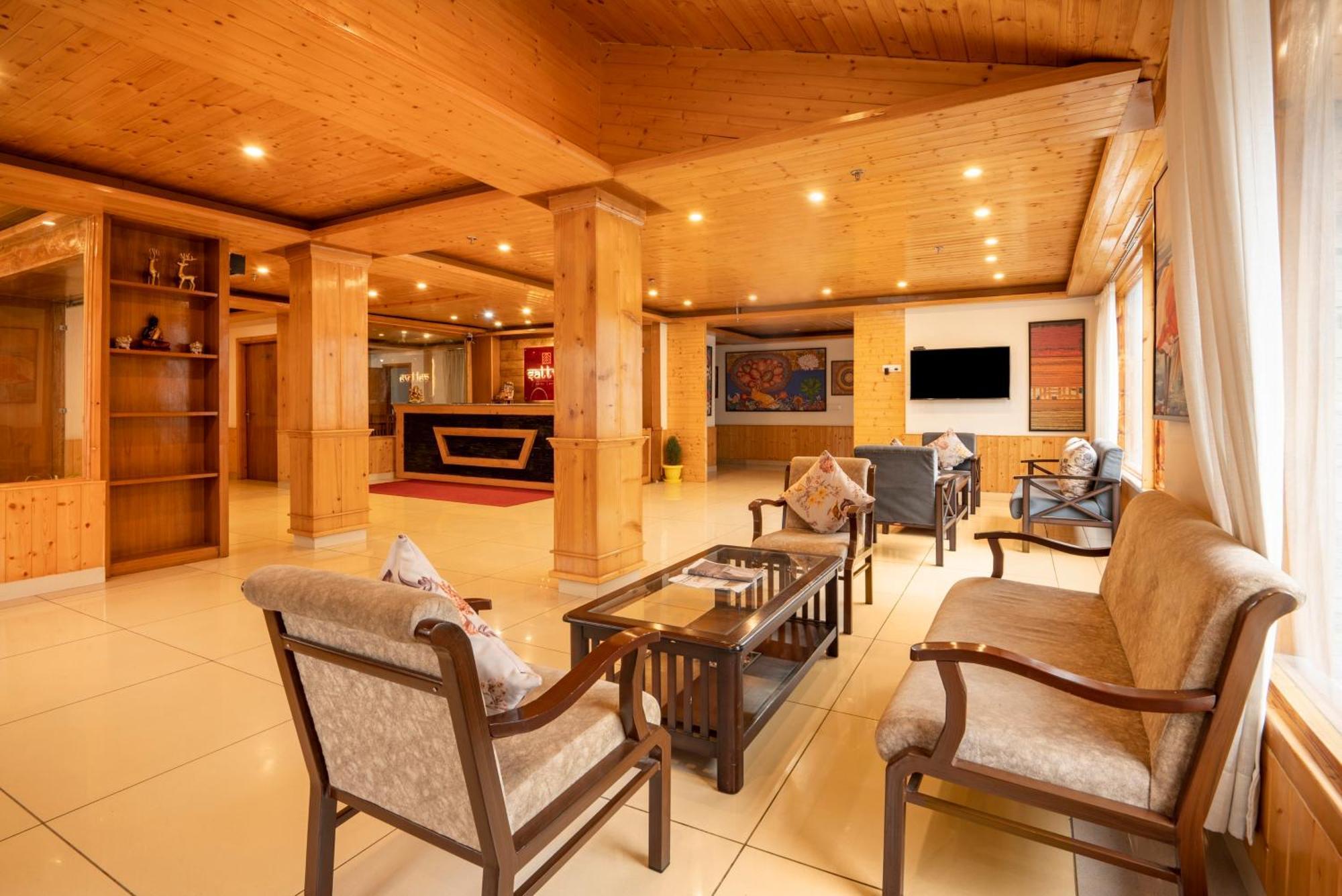 Treebo Premium Sattva With Mountain View Manāli Exterior foto