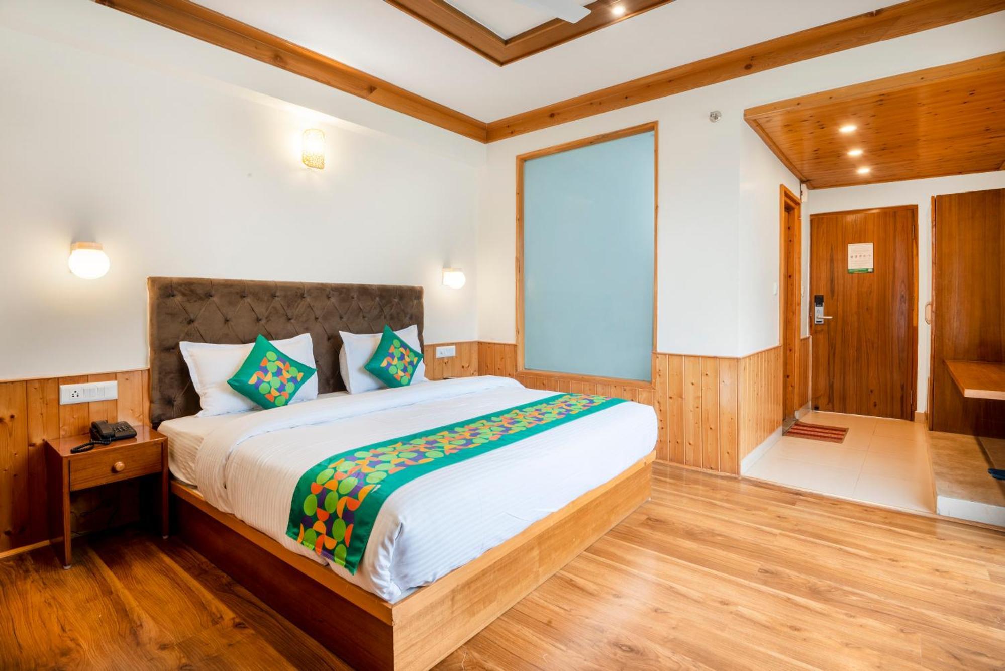 Treebo Premium Sattva With Mountain View Manāli Exterior foto