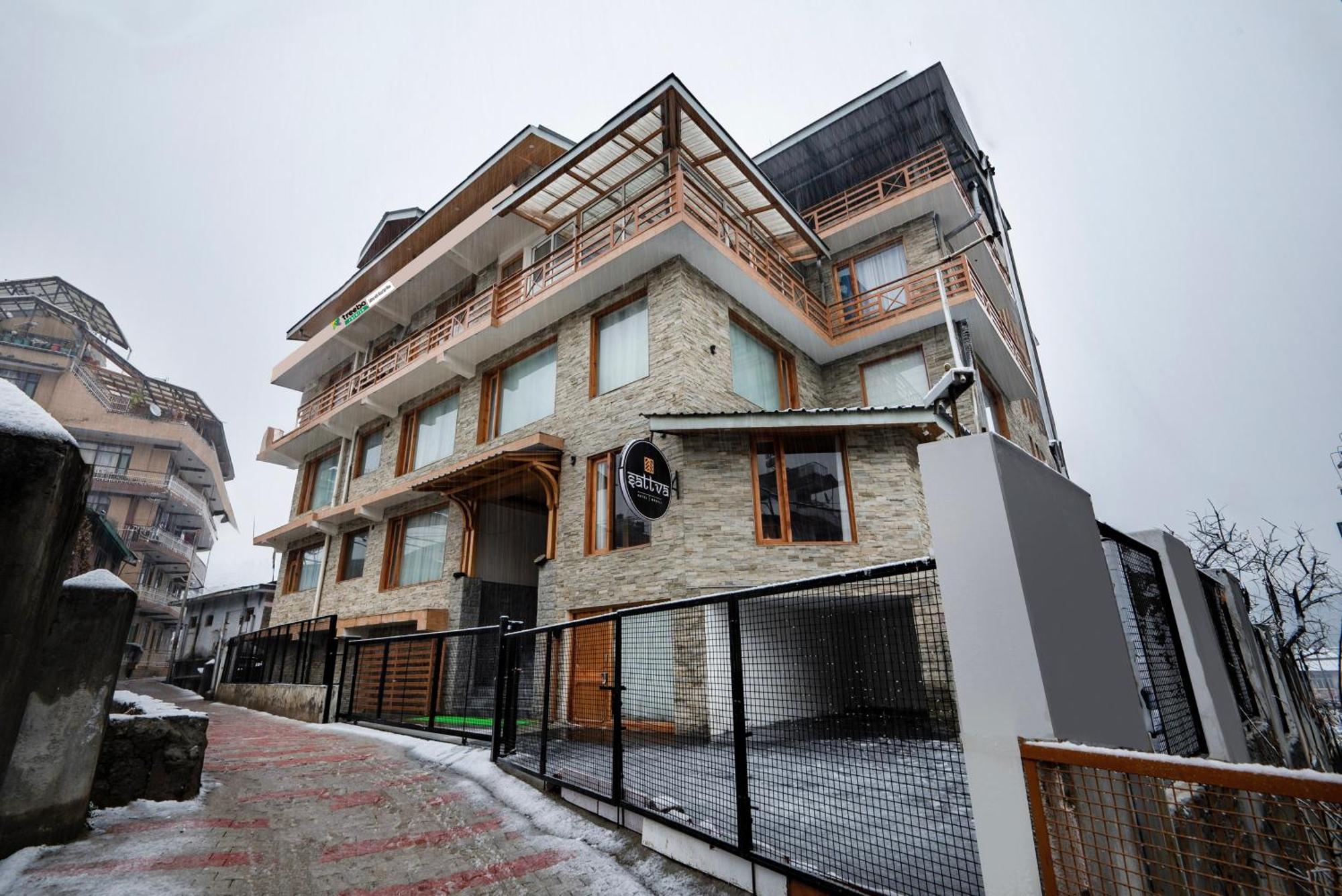 Treebo Premium Sattva With Mountain View Manāli Exterior foto